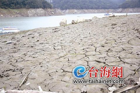 臺逢70年來最嚴重旱情 臺軍抗旱 野戰凈水車助陣 臺逢70年來最嚴重旱情 臺軍抗旱 野戰凈水車助陣