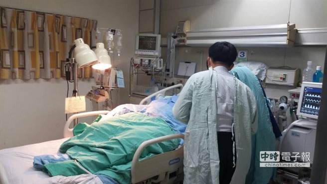 臺(tái)灣粉塵爆炸后續(xù):一李姓傷員待母到院后拔管 臺(tái)灣粉塵爆炸后續(xù):一李姓傷員待母到院后拔管