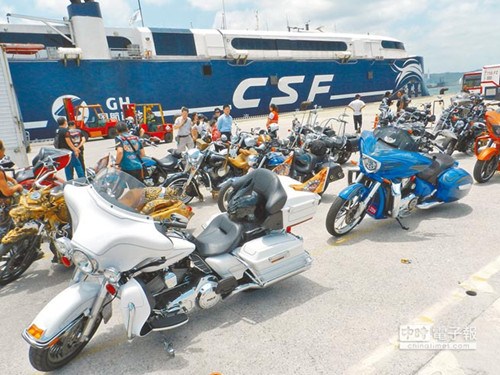 41�v�_(t��i)������Ħ��܇(ch��)�״θ��������{��(�D)