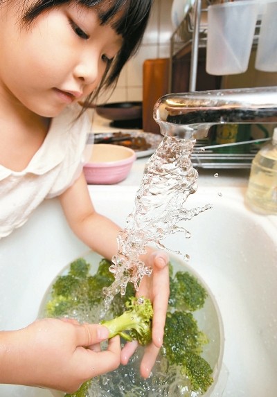 �_��ˮ�r������q3�ɣ�С����ˮ�r�X��׃�����ψ�D��