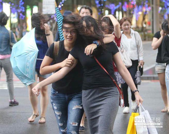 �K���Ձ��u�����|4�l�A���Գ��x�����Еr��ӈ�D��