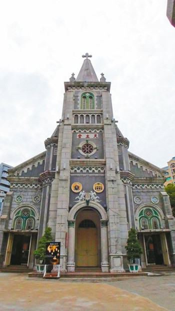 高雄不可錯(cuò)過的景點(diǎn):156年歷史玫瑰圣母圣殿教堂