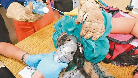 ������ָ����ˮ�ؿڰβ�������꠳����и�������