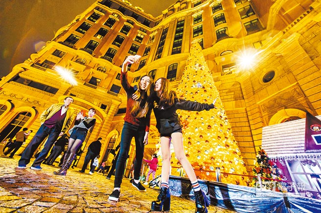 臺灣小確幸發威 圣誕夜五星級飯店全爆滿(圖) 臺灣小確幸發威 圣誕夜五星級飯店全爆滿(圖)