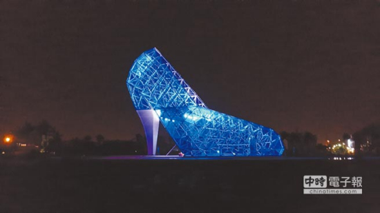 �_�����߸�Ь���á������h:���ա���...Ȼ���أ�