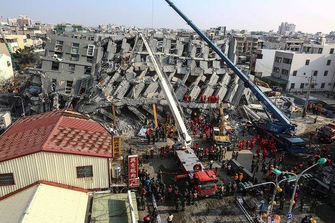 臺灣強震 維冠大樓倒塌 臺灣強震 維冠大樓倒塌