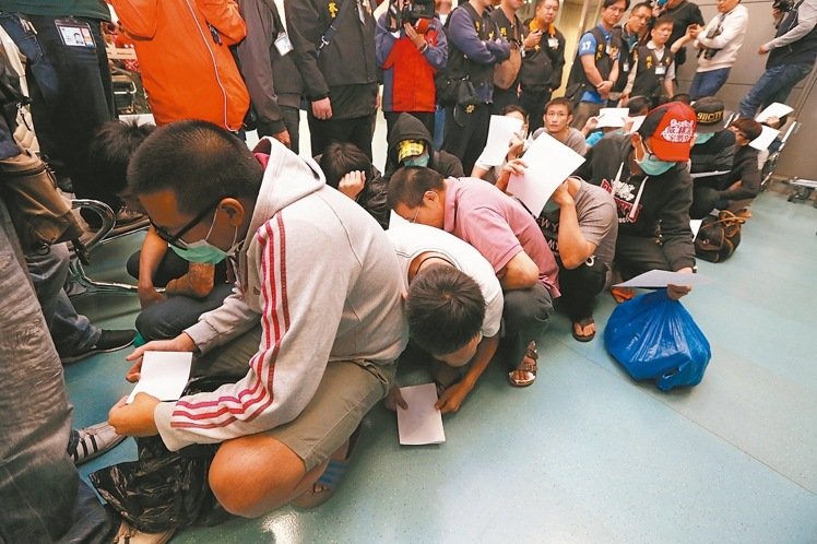 �_18�����R�������p�_���bѺ ���J���_��Ƶ��g