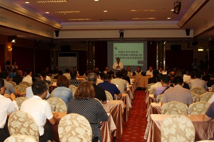 臺灣“火燒車”罹難陸客家屬:先有真相 再談賠償 臺灣“火燒車”罹難陸客家屬:先有真相 再談賠償