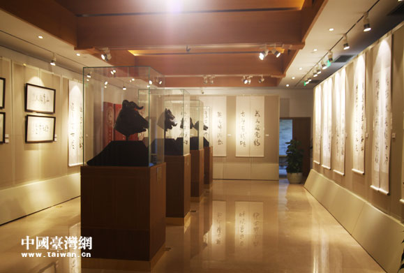 �_����������ʿ�x�������𣬺�ī���A������չ�ھ��e�k