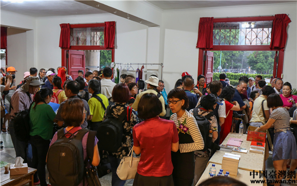 �����Ͻ��� ���挎�ġ��zӰչ�_(k��i)Ļʽ