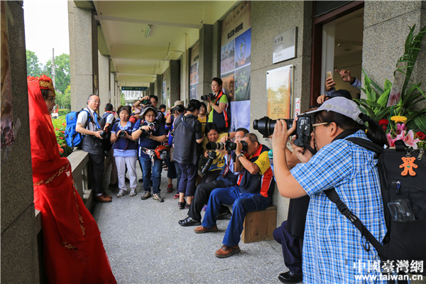 �����Ͻ��� ���挎�ġ��zӰչ�_(k��i)Ļʽ