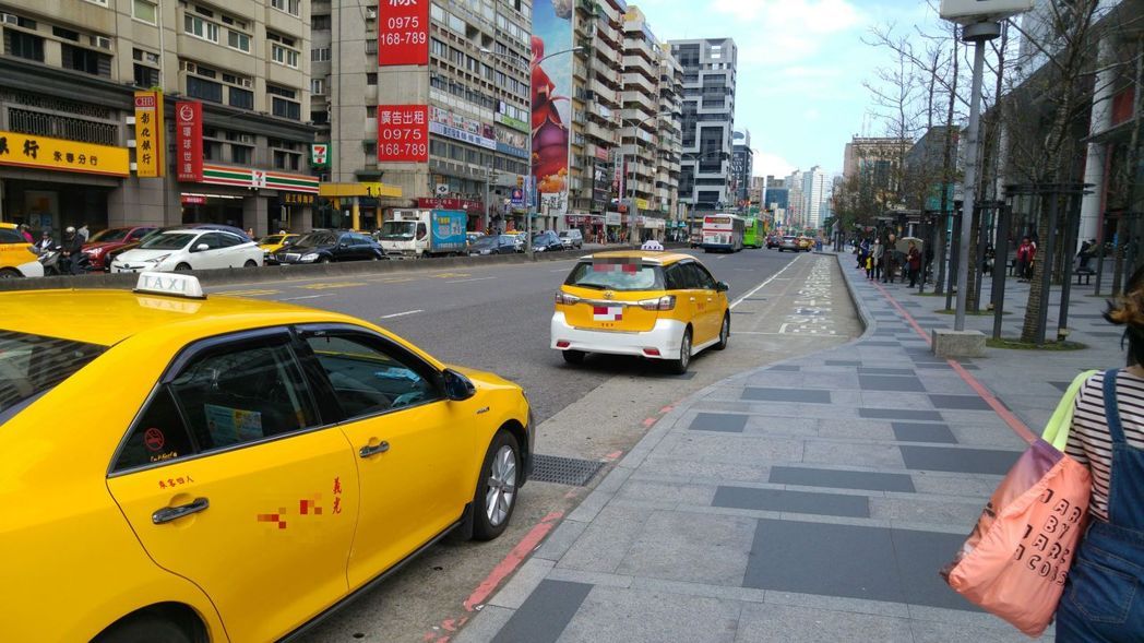 ���˿ڸ��g�����_���֡���ͨ�����A�棬����܇˾�C���g���ƌ��ɬF��68�q�{����70�q