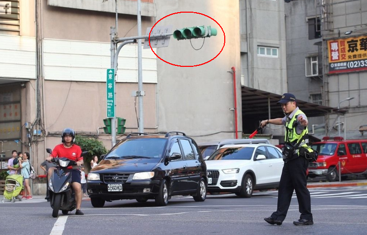 �_(t��i)������늏S�B�m(x��)���C(j��)���°�߷��ڽ�ͨ��̖(h��o)��ȫ�ڡ����DƬ��Դ���_(t��i)����(li��n)�ψ�(b��o)����