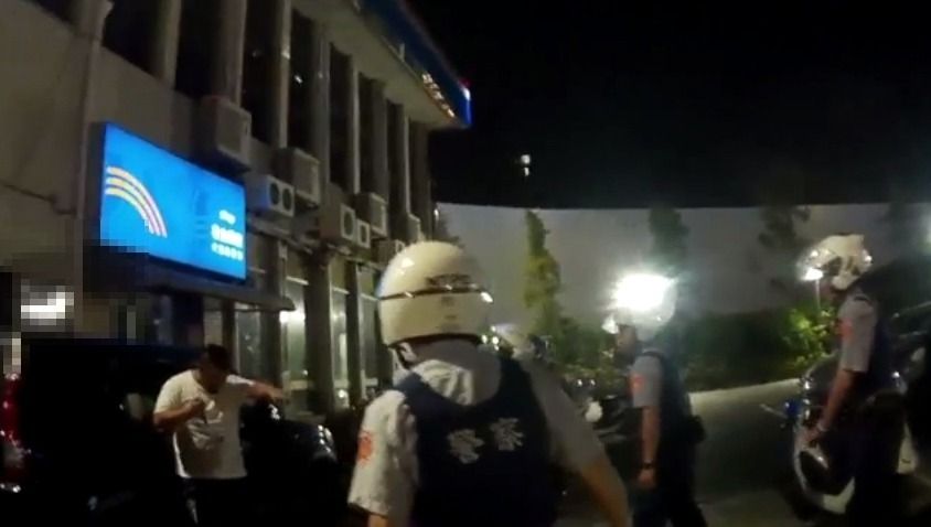 �ֲ����������Ӛ���ǰŮ�Ѻ��c���������Ԛ�