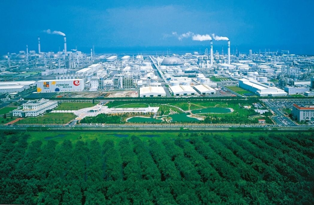 臺灣麥寮電廠燃煤快用罄 蔡當局又要“用愛發(fā)電”? 臺灣麥寮電廠燃煤快用罄 蔡當局又要“用愛發(fā)電”?