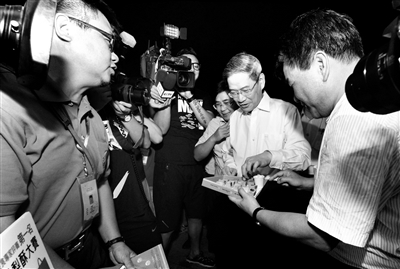 �D�鏈־܊���У�Ʒ�L�_��С��