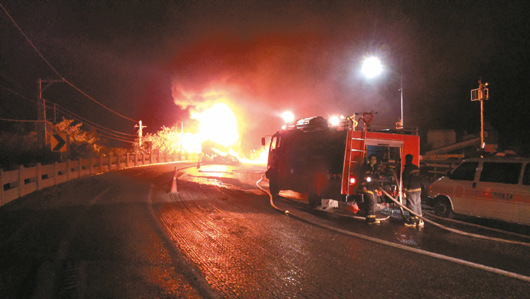 �_��܊�������͹ܱ���·�ڔ���ݸZ��ʮ�׸ߣ��D��