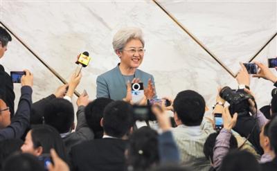 �˴�ɕ�(hu��)���g���e��15-16��(ch��ng)ӛ�ߕ�(hu��)�ؑ�(y��ng)ý�w�P(gu��n)��