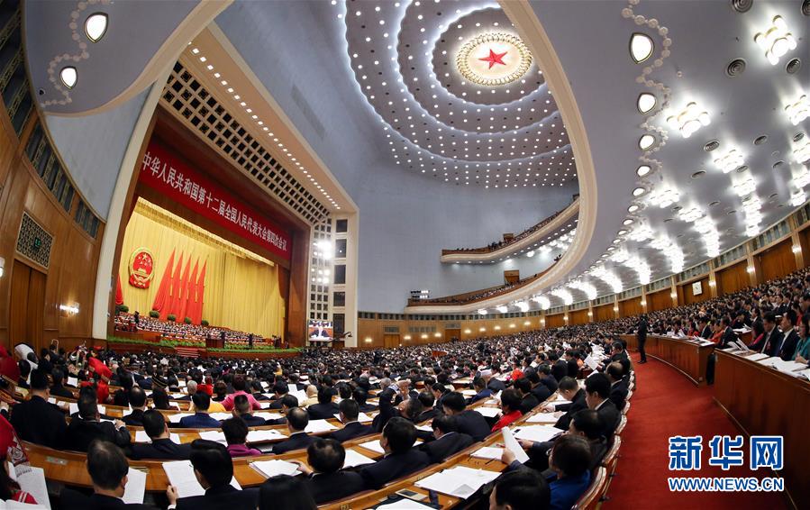 ���ɕ�����2��ͬ�۾��A ���̇���