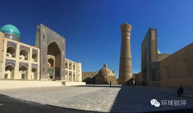 �DƬĬ�J���}