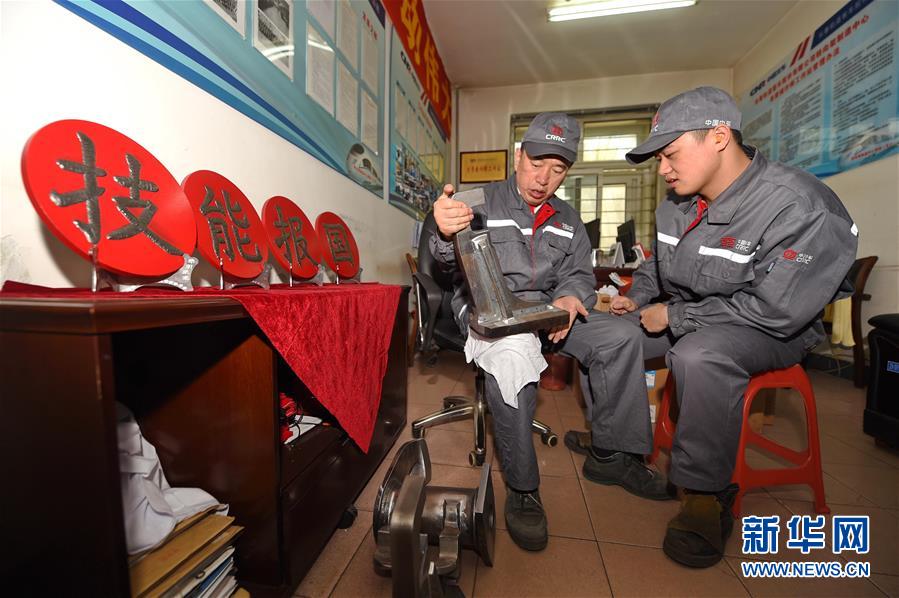 ������Ժʿ�����f��������������Ї�������