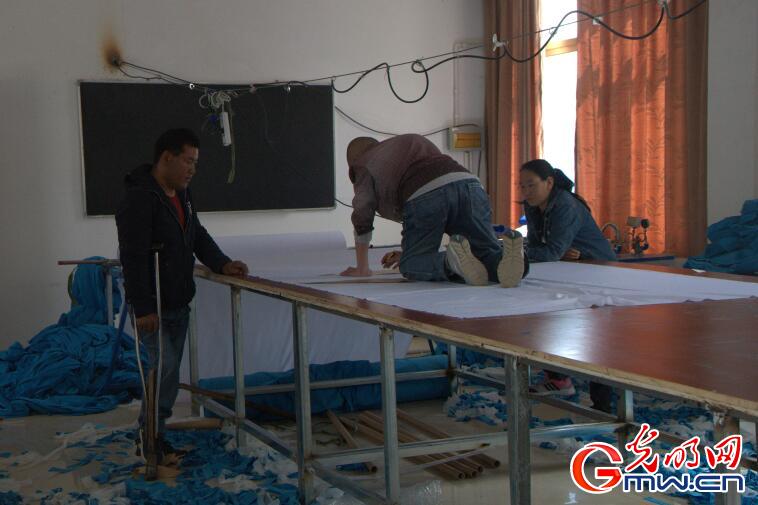 ����ɽ�ϣ�ǧ����z����׌�����ʷ�ؚ���߳���·��