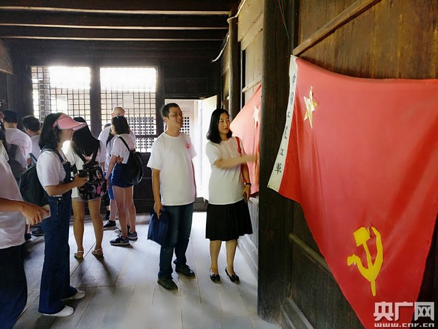 ���W�jý�w���D�ġ���������Ҋ�C����С��֮·