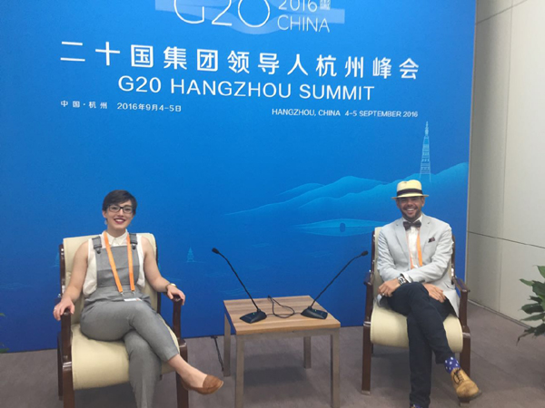 Ӣ���W�ߣ��Ї����Ⱥ��𡶰���f����չ�F�������