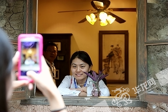 ������ǰ��ӛ�߂���Ӱ