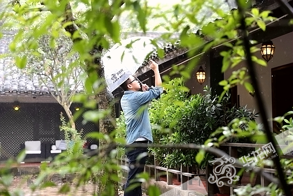 һ��ӛ�ߓ΂��ڷ�ǰ����