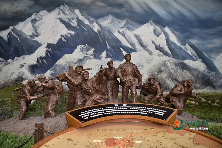 【網絡媒體走轉改】想一想,餓著肚子穿著單衣爬雪山有多難 【網絡媒體走轉改】想一想,餓著肚子穿著單衣爬雪山有多難