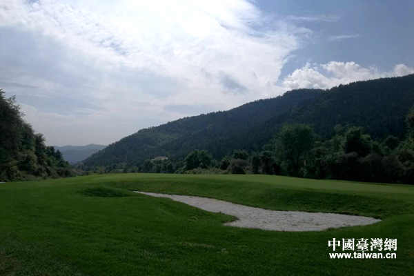 �Wýӛ�����M��ˮ�n���� �p�^ɫ�����@��Ȼ����