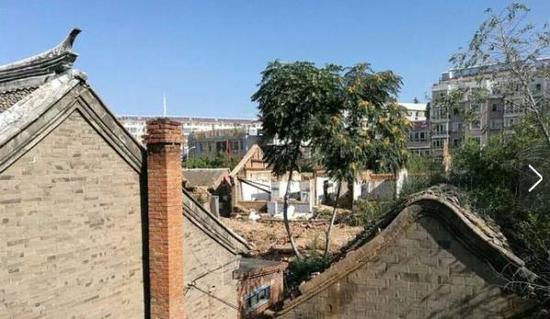 �����լ�F����