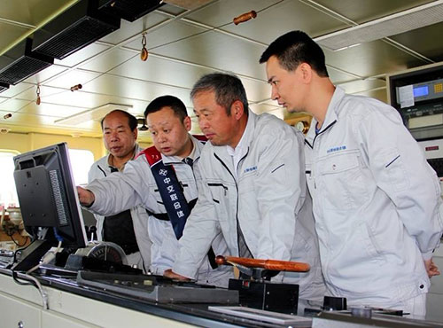 ����Ĵ��u�������Ŀ�������濂���̎����Q���Ҷ���