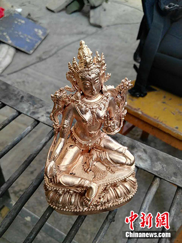 ����ָ���@��߀δ��ɵġ�18���ָߵķ�����Vӛ��,���һ��(g��)���ֹ������@����Ʒ������Ҫһ��(g��)����,�����Ʒ�Ķ��r(ji��)�����_(d��)��1.5�f(w��n)Ԫ�����¾W(w��ng)ӛ�� ������ �z