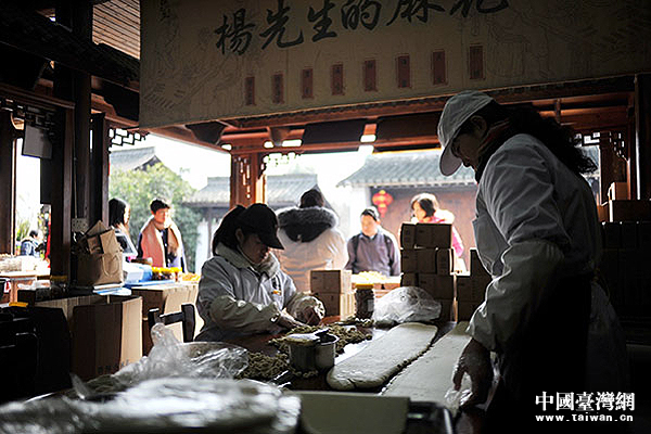 春運里他們的足跡 春運里他們的足跡