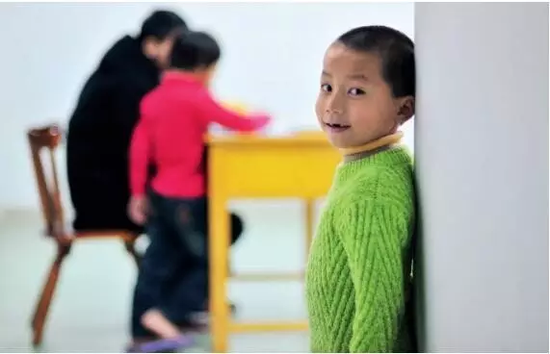 2013��1�£�����ʡȪ�ݕx��������Ժ�������B(y��ng)��24������ĺ��ӡ�����ʡ�x��������߅������ݠ�^(q��)�ƫ@���u�ͷǷ����B(y��ng)��������������@24�����ӣ������Ҳ��������ĸ�ĸ������Ժ���˺��ӂ��R�r�ġ��ҡ����D�����A