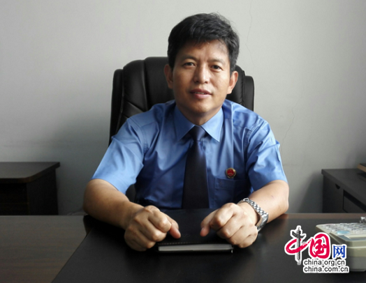 �O����:�z�����Ӱ��Ї����ν��O(sh��)�M(j��n)�̵ķ��W(xu��)��