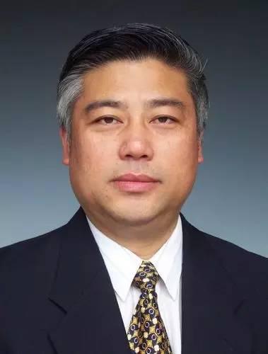 ʢï�֣��У��h�壬1960��1�����������Sʯ�ˣ�1975��3���ӹ�����1981��12�����h�������hУ��W�W�v��