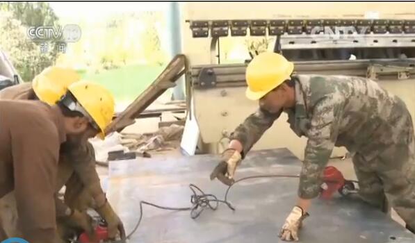 �����߿������ڸ������Ї���������W���Cе������