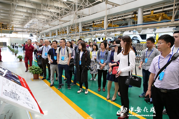 ���L�F(tu��n)���M(j��n)������܇(ch��) ԇ�{�c(di��n)ٝ����Դ늄�(d��ng)܇(ch��)