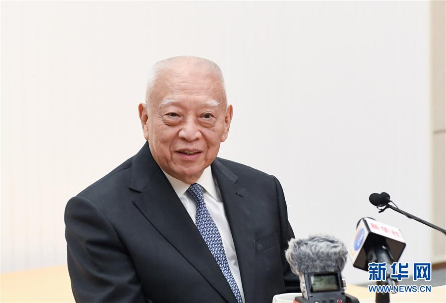 (香港回歸二十周年·圖文互動)(1)“毫無疑問,‘一國兩制’在香港取得巨大成功”——訪全國政協(xié)副主席董建華 (香港回歸二十周年·圖文互動)(1)“毫無疑問,‘一國兩制’在香港取得巨大成功”——訪全國政協(xié)副主席董建華