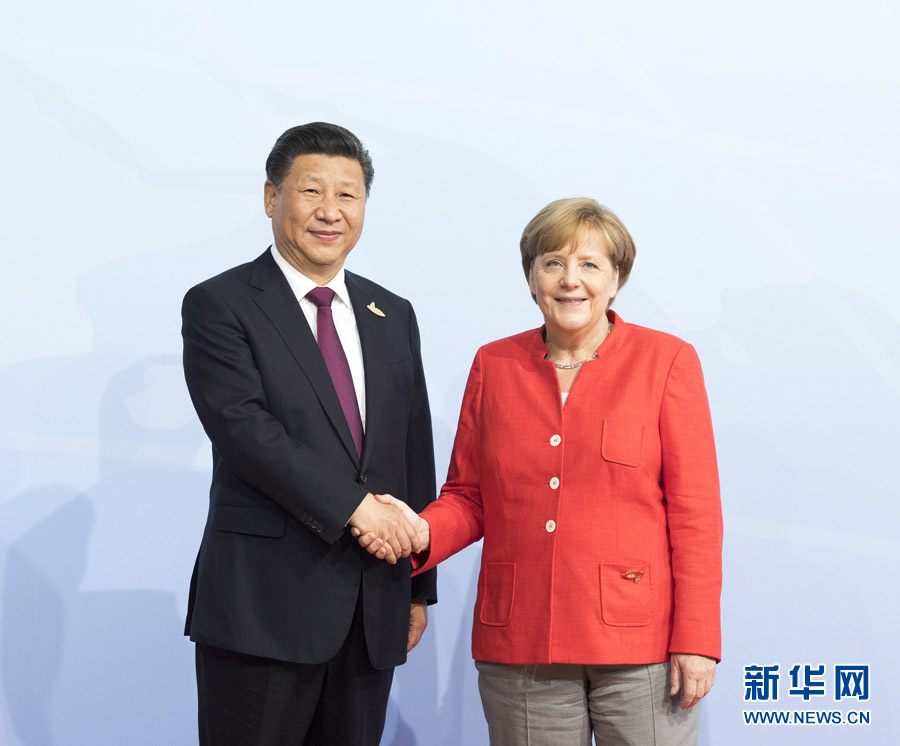 7��7�գ���ʮ��(gu��)���F(tu��n)�I(l��ng)��(d��o)�˵�ʮ���η��(hu��)�ڵ�(gu��)�h���e�С���(gu��)����ϯ��(x��)��ƽ��ϯ���l(f��)���}�顶��(ji��n)���_�Ű��ݡ��Ƅ�(d��ng)(li��n)��(d��ng)���L(zh��ng)������Ҫ�vԒ���@�Ƿ��(hu��)�_ʼǰ����(x��)��ƽ�ܵ���(gu��)����Ĭ�ˠ�ӭ�ӡ����A��ӛ�� ��W(xu��)�� �z