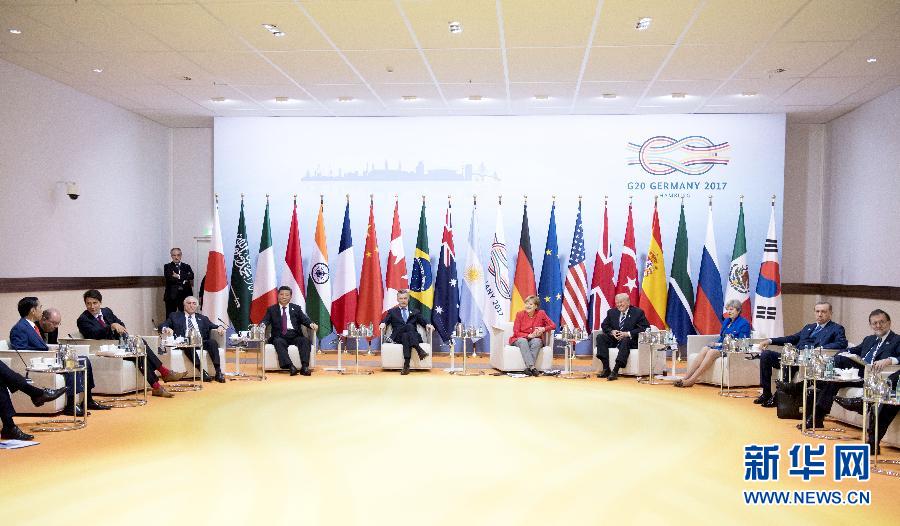 7��7�գ���ʮ��(gu��)���F(tu��n)�I(l��ng)��(d��o)�˵�ʮ���η��(hu��)�ڵ�(gu��)�h���e�С���(gu��)����ϯ��(x��)��ƽ��ϯ���l(f��)���}�顶��(ji��n)���_�Ű��ݡ��Ƅ�(d��ng)(li��n)��(d��ng)���L(zh��ng)������Ҫ�vԒ���@�Ƿ��(hu��)ǰ����(x��)��ƽ��ϯ��ʮ��(gu��)���F(tu��n)���(hu��)�I(l��ng)��(d��o)����Մ��(hu��)�����A��ӛ�� ��W(xu��)�� �z