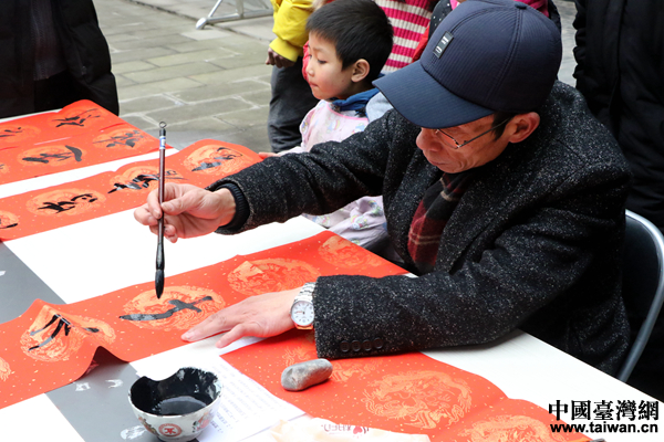 【網絡媒體走轉改】前鋒區會龍村:脫貧致富路上的華麗蛻變 【網絡媒體走轉改】前鋒區會龍村:脫貧致富路上的華麗蛻變