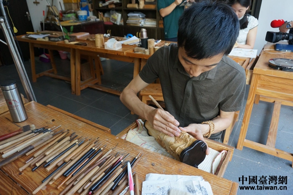 ������ɹ�ˇ��