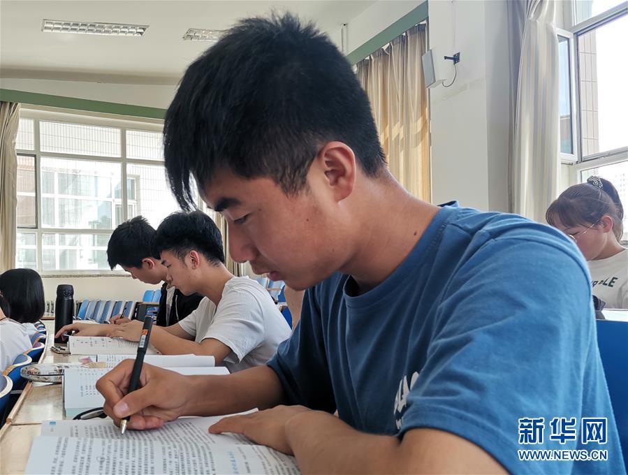 �����Aȫý�^�l�������҂���С������Q��(zh��n)�Q��Óؚ����(ji��n)���D�Ļ���(d��ng)����13��Óؚ���ɫ