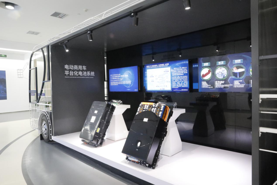 ����x��2.3�|����׷�����h�������E�����W�j���˸����С����M����