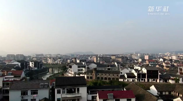 �c������