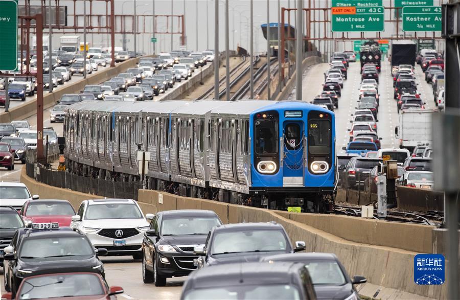 �����Aȫý�^�l���D�Ļ��ӣ���5��������ͨ������ͨ������ͨ����ƪ�¡�������ƽ��ϯ�ڵڶ����χ�ȫ��ɳ��m��ͨ����_Ļʽ�ϵ���ּ�vԒ���x